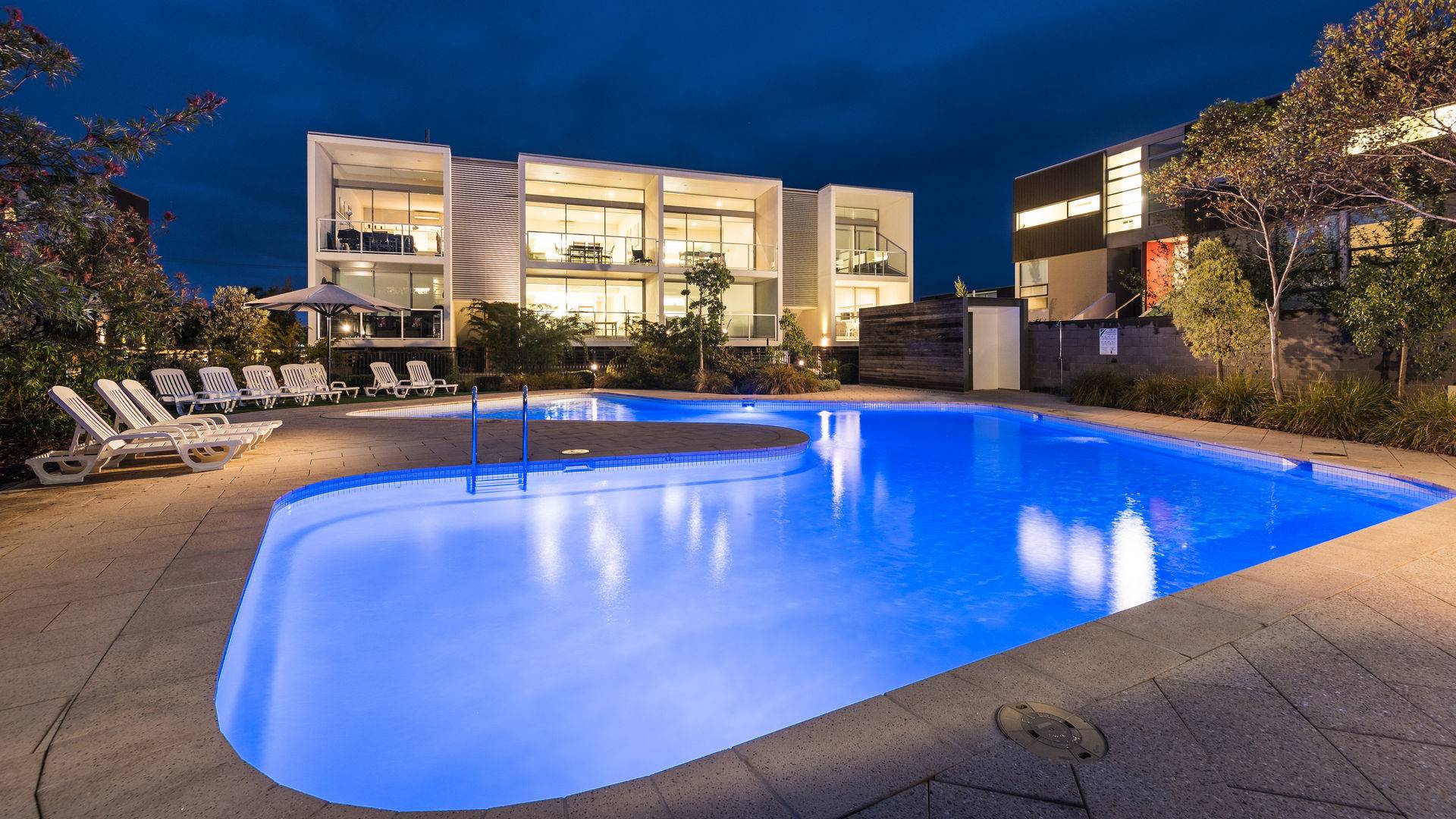 000-hero-2-coast-resort-1920x1080